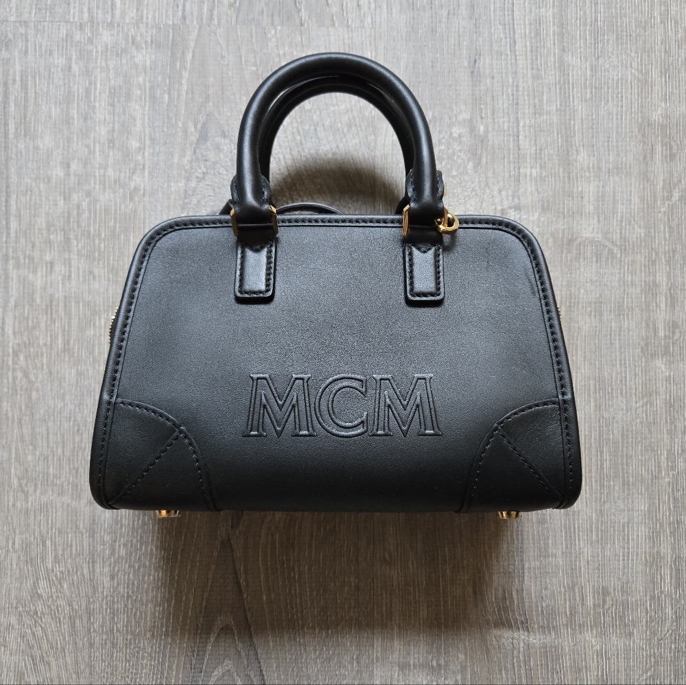 BRAND NEW AUTHENTIC Never worn MCM Mini Aren Boston Bag